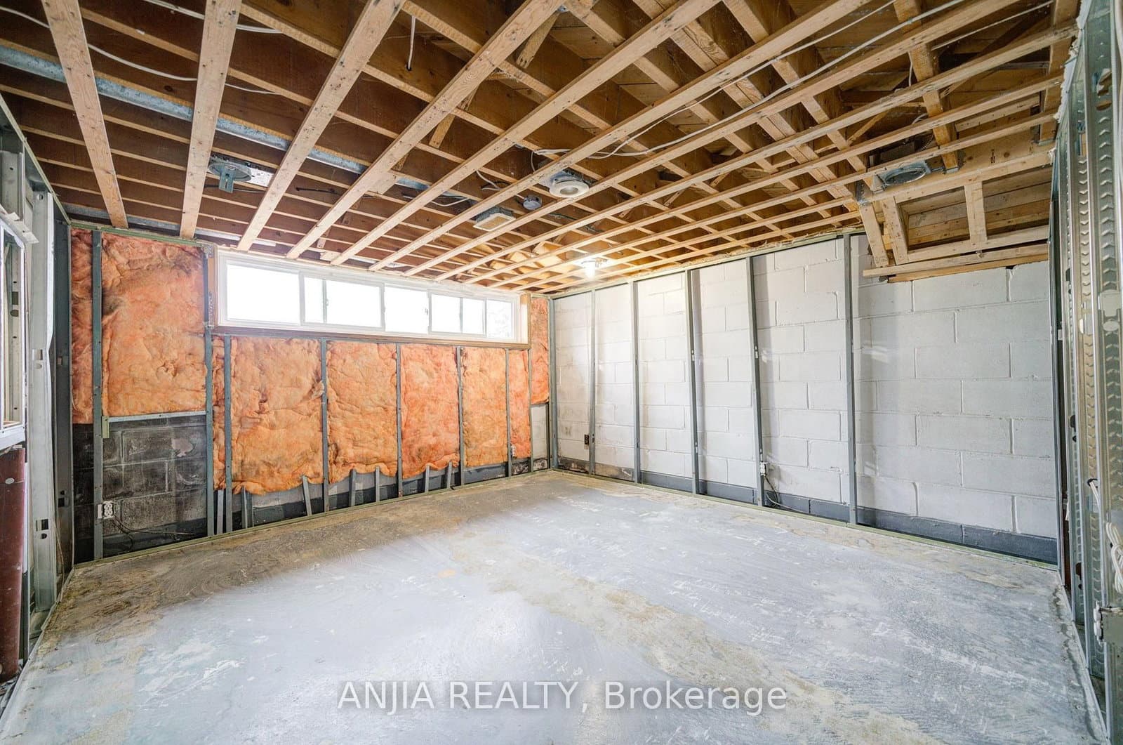 27 Jonquil Crescent thumbnail 34