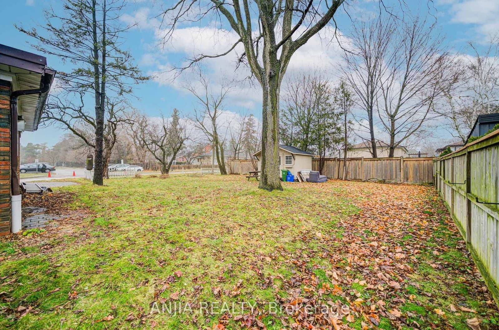 27 Jonquil Crescent thumbnail 37