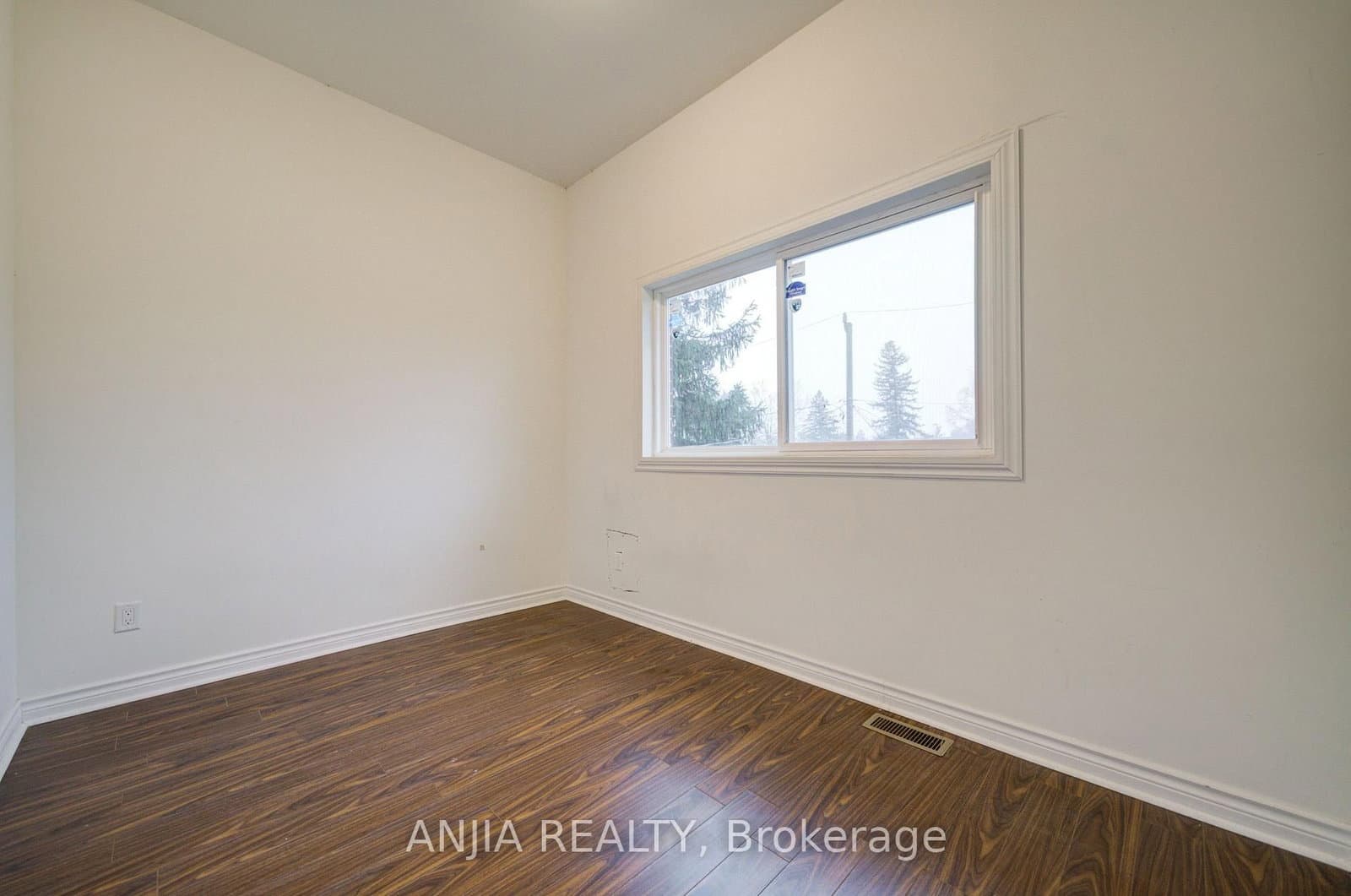 27 Jonquil Crescent thumbnail 6