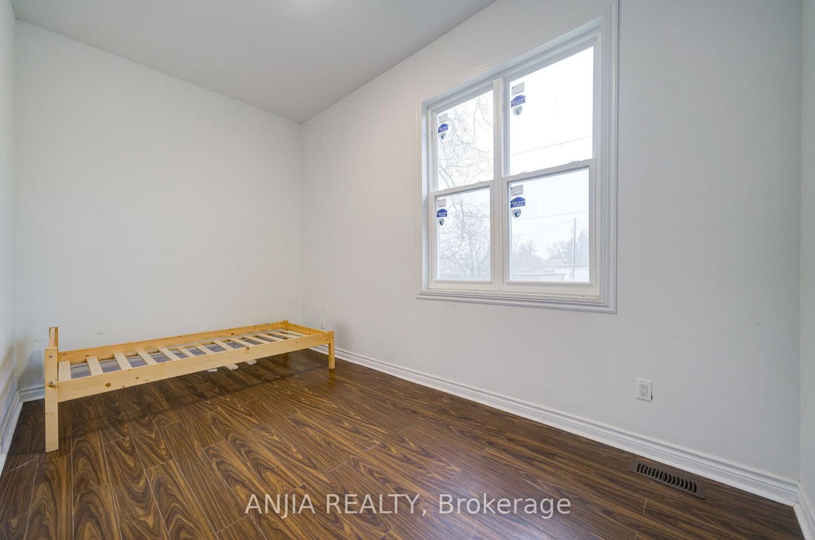 27 Jonquil Crescent thumbnail 9