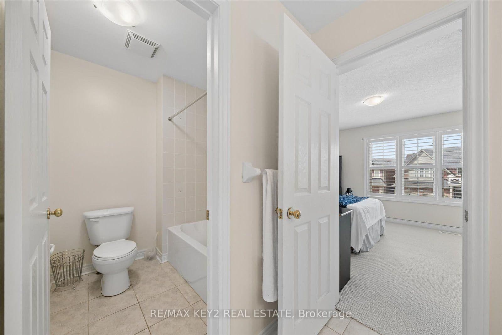 110 Walter Scott Crescent thumbnail 35