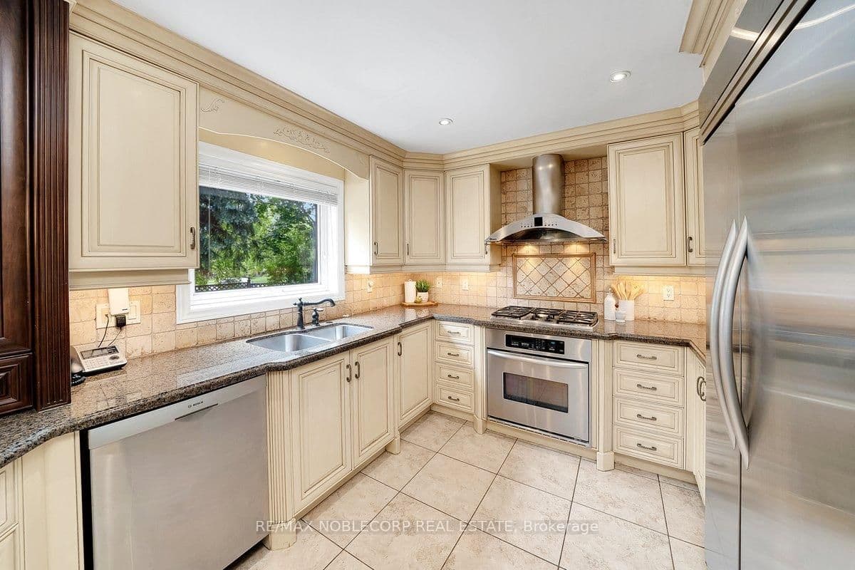 3 Castlehill Road thumbnail 16