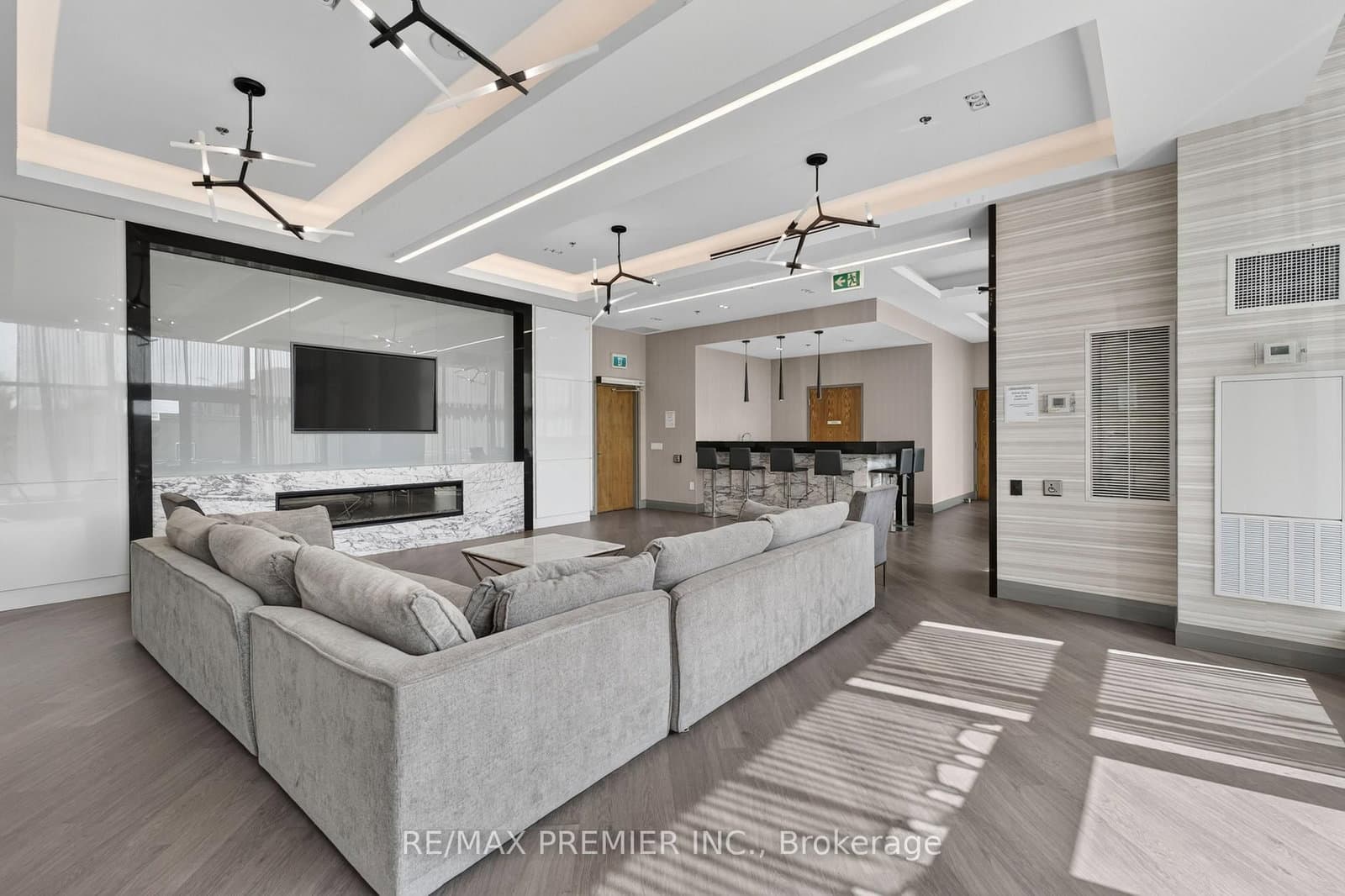 99 Eagle Rock Way, Unit #1012 thumbnail 18