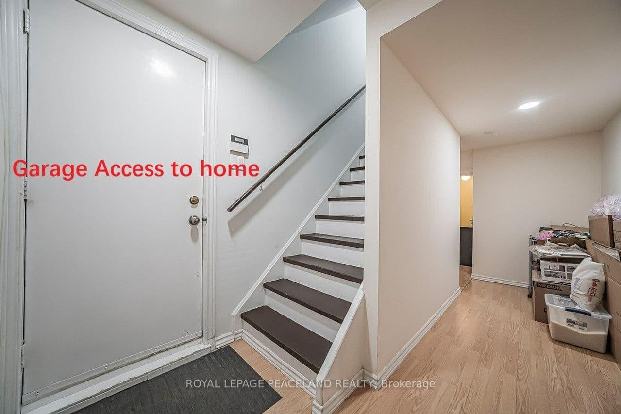 110 Foxfield Crescent thumbnail 43