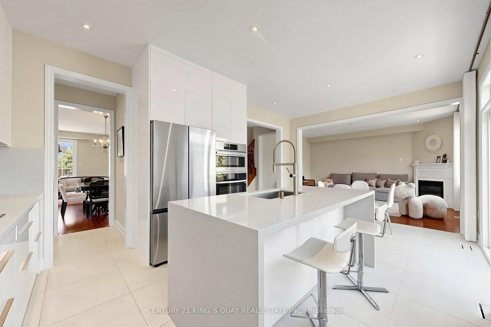 44 Dame Gruev Drive thumbnail 14