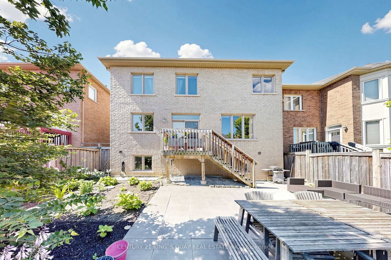 44 Dame Gruev Drive thumbnail 48