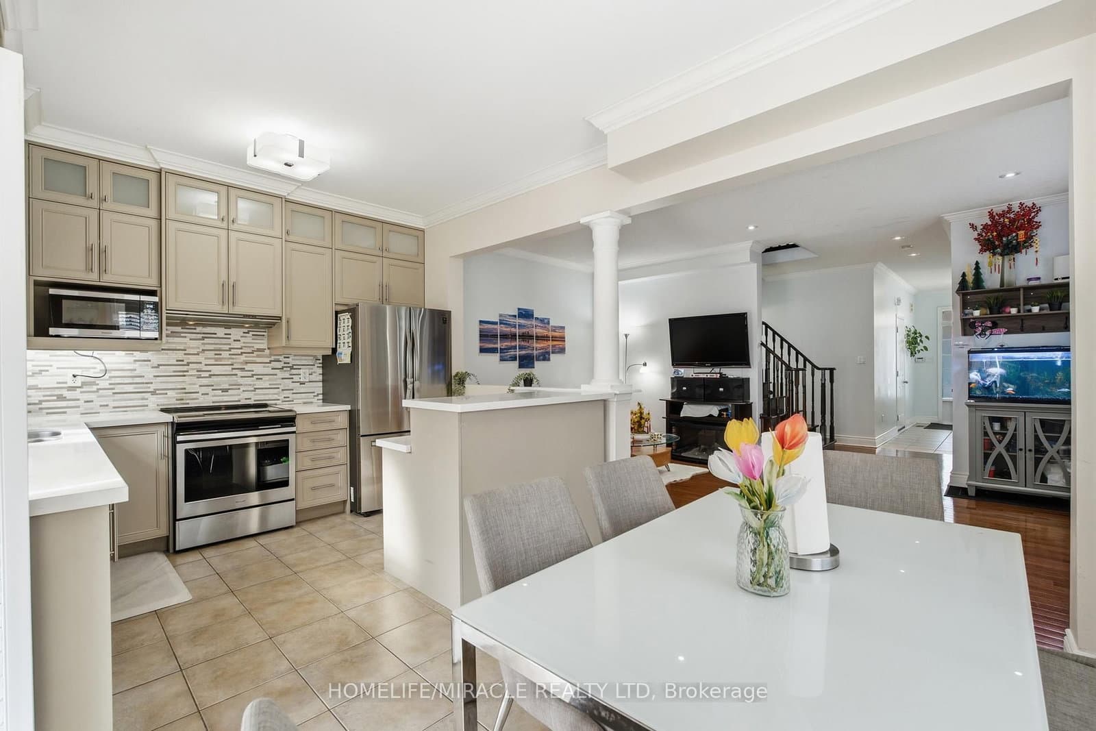 243 Venice Gate Drive thumbnail 14