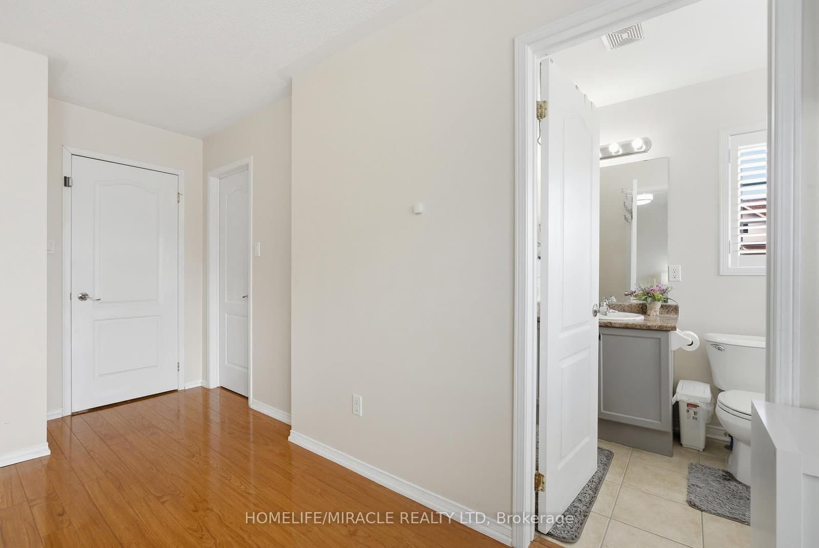 243 Venice Gate Drive thumbnail 24