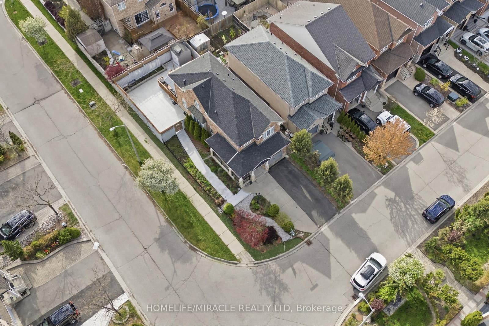 243 Venice Gate Drive thumbnail 45