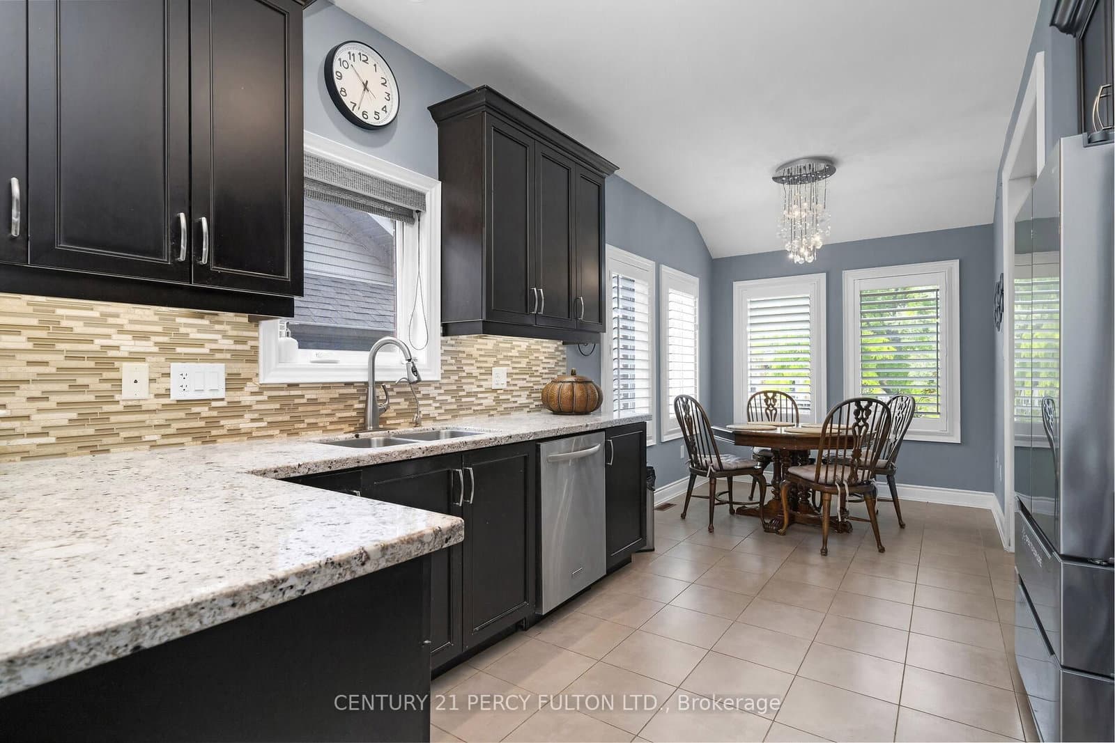 159 Ridge Way thumbnail 15