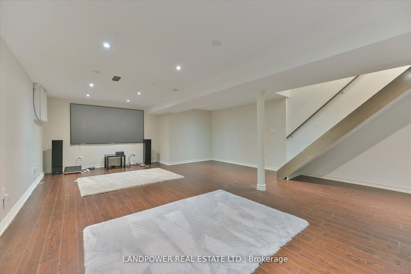 14 Carlton Road thumbnail 32