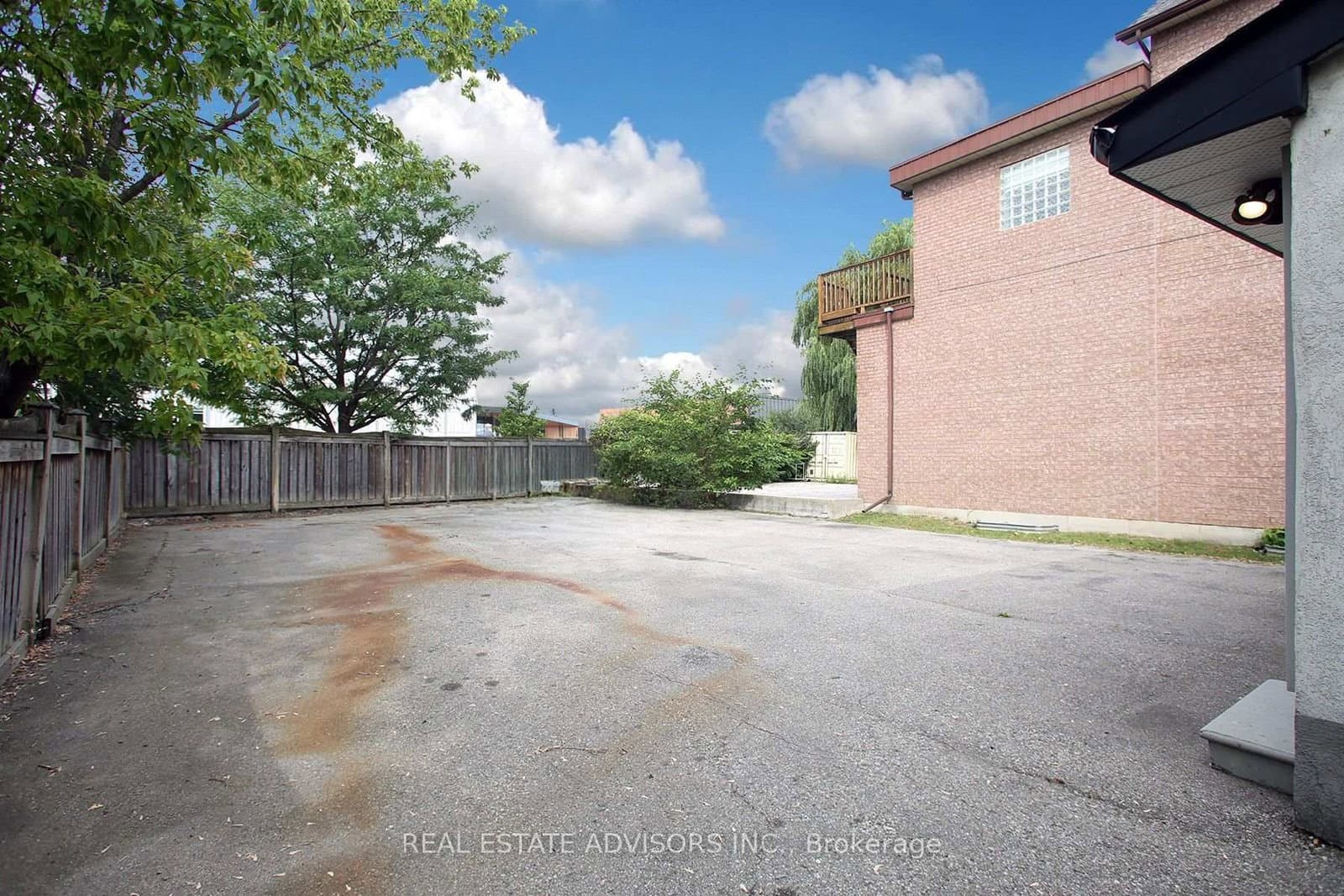7924 Kipling Avenue thumbnail 22