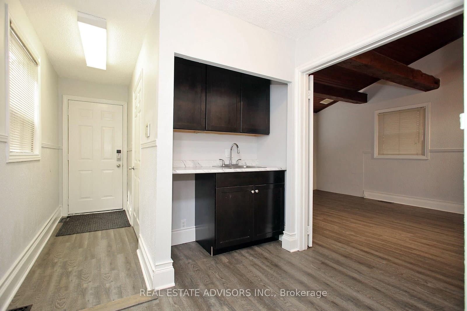 7924 Kipling Avenue thumbnail 9