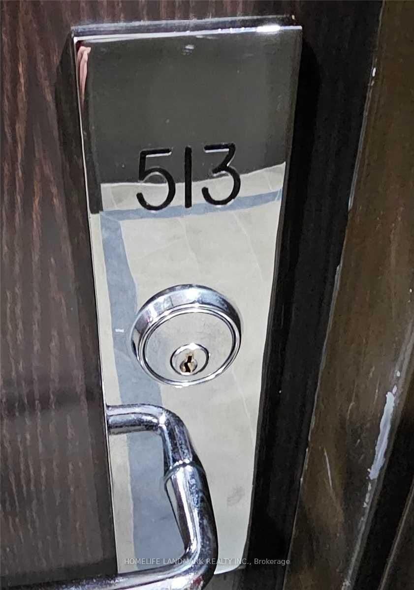 131 Upper Duke Crescent, Unit 513 thumbnail 5