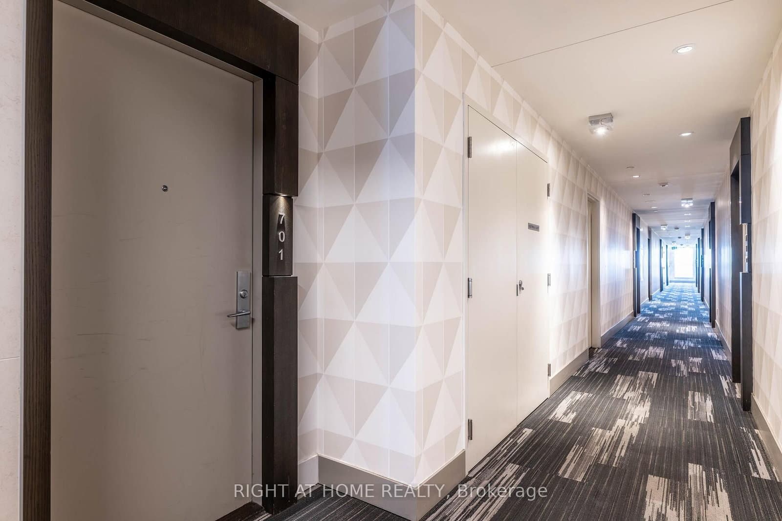 180 Enterprise Boulevard, Unit 701 thumbnail 5