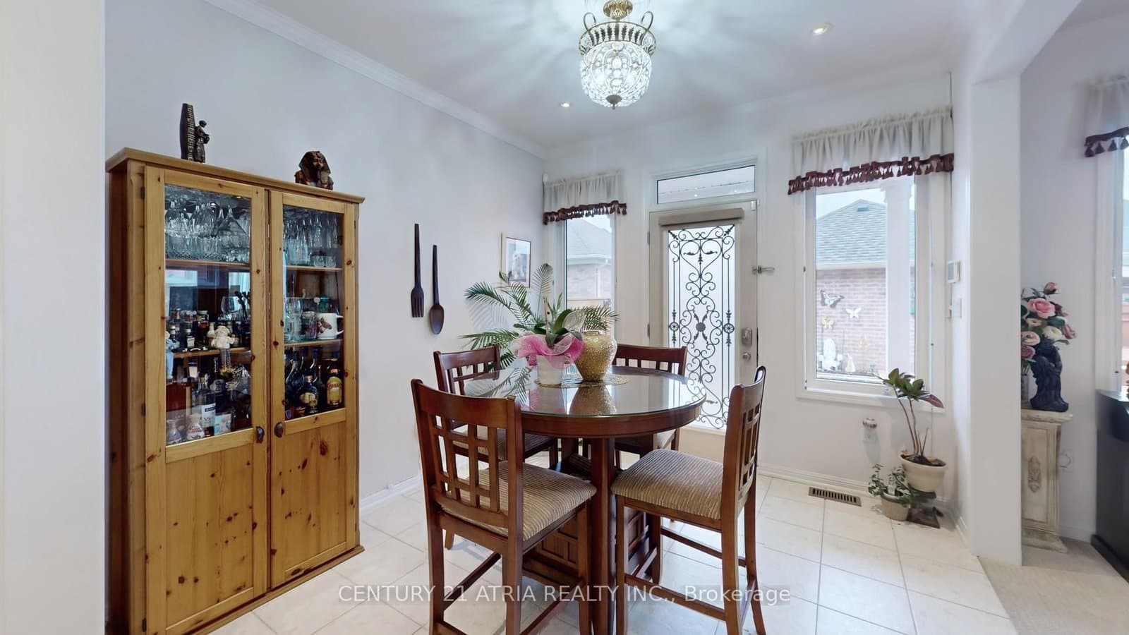 69 Diamond Jubilee Drive thumbnail 13