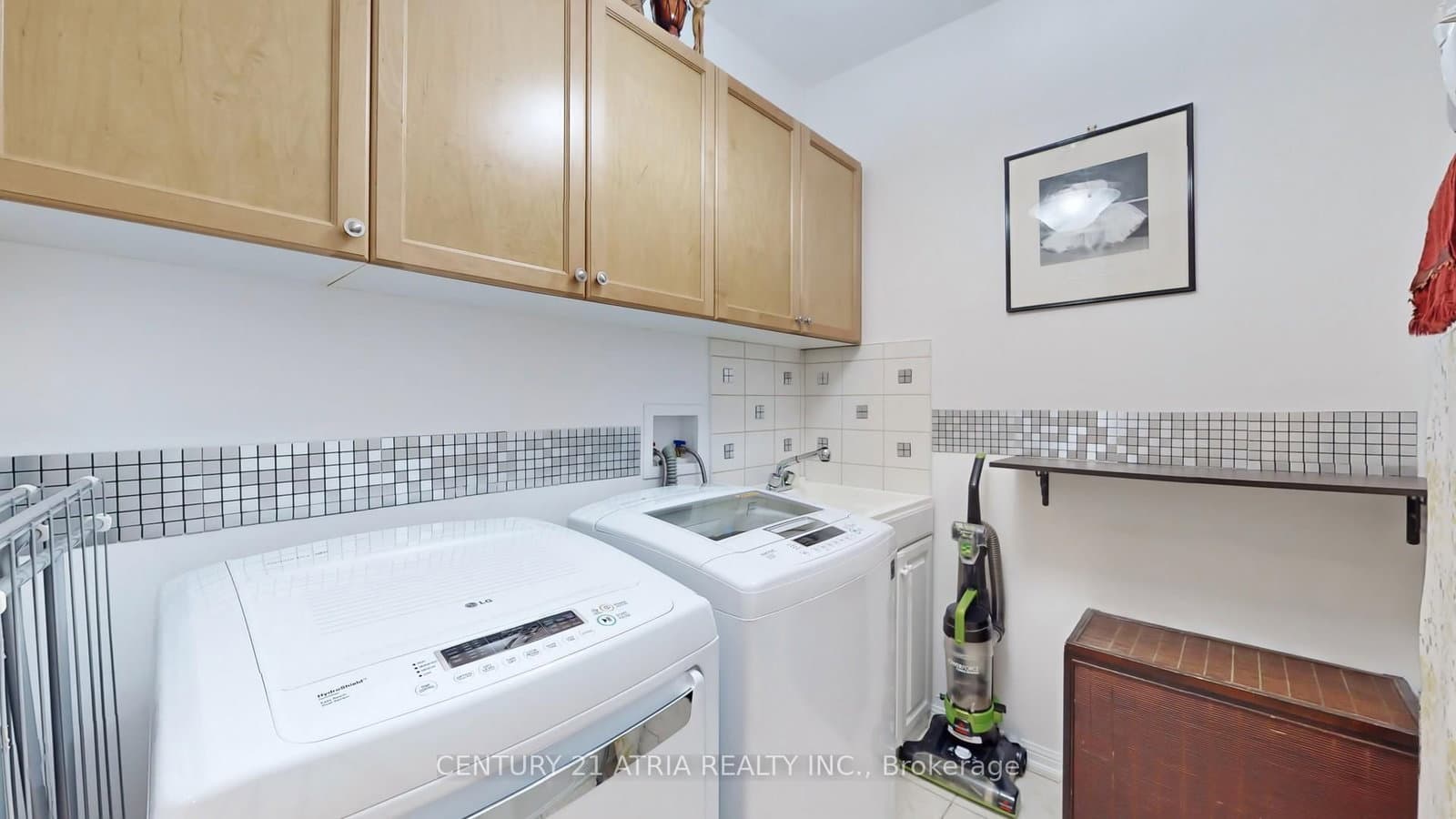 69 Diamond Jubilee Drive thumbnail 15