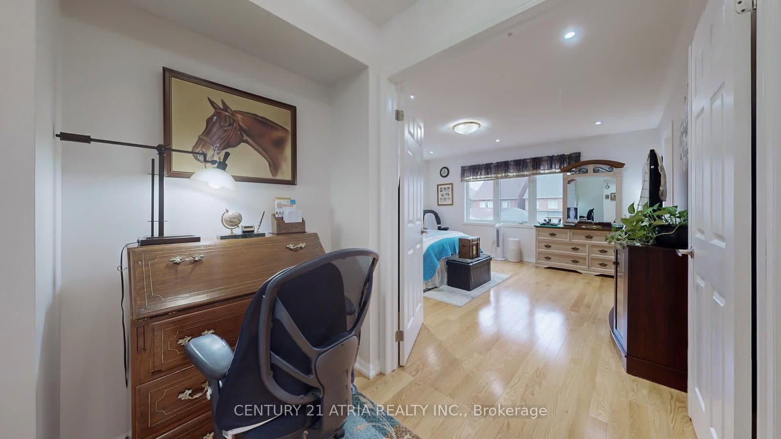 69 Diamond Jubilee Drive thumbnail 17