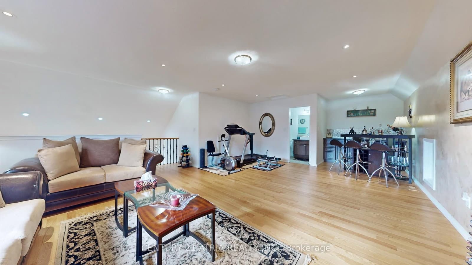 69 Diamond Jubilee Drive thumbnail 26