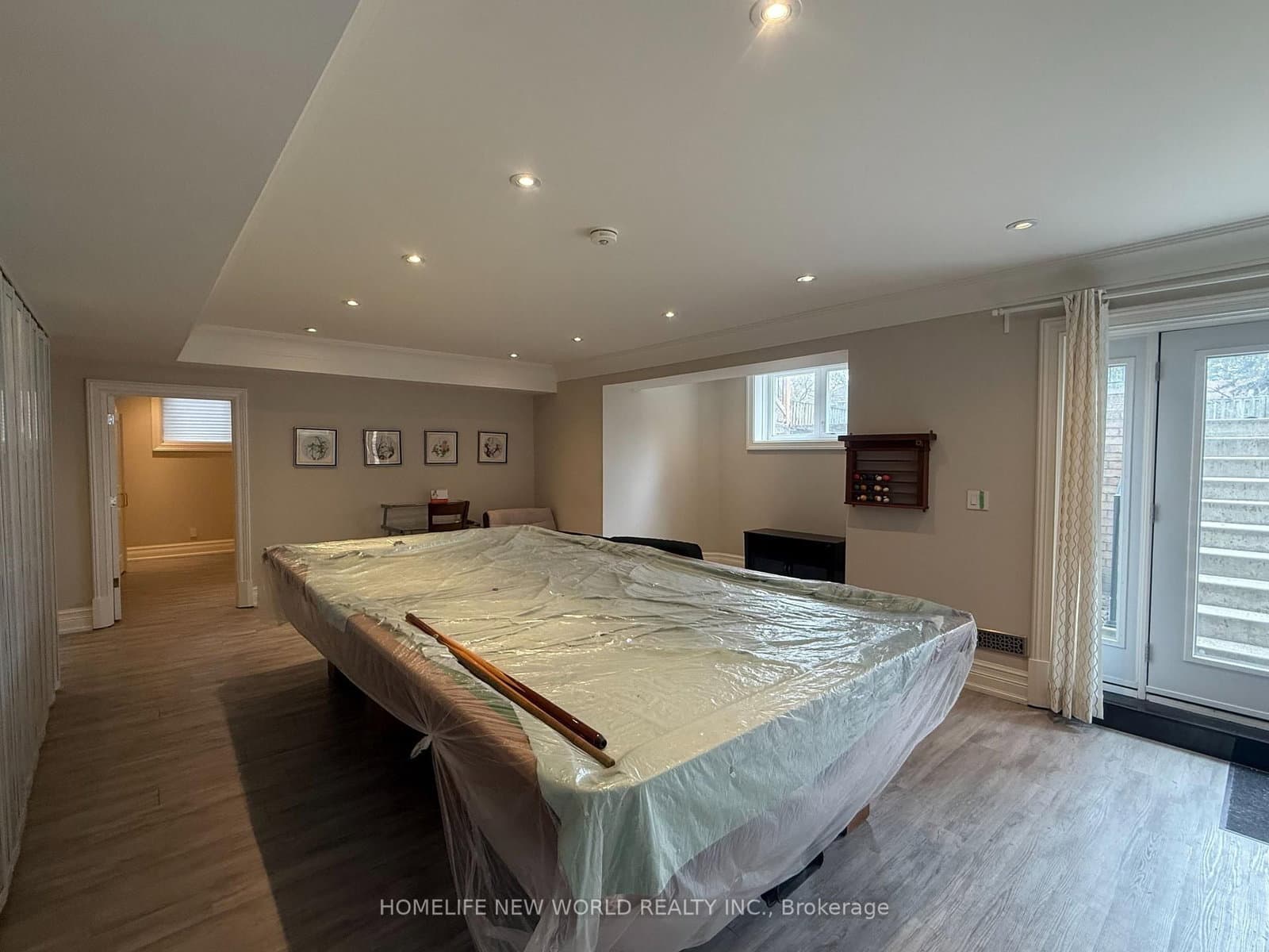 19 Honeybourne Crescent, Unit bsmt thumbnail 11