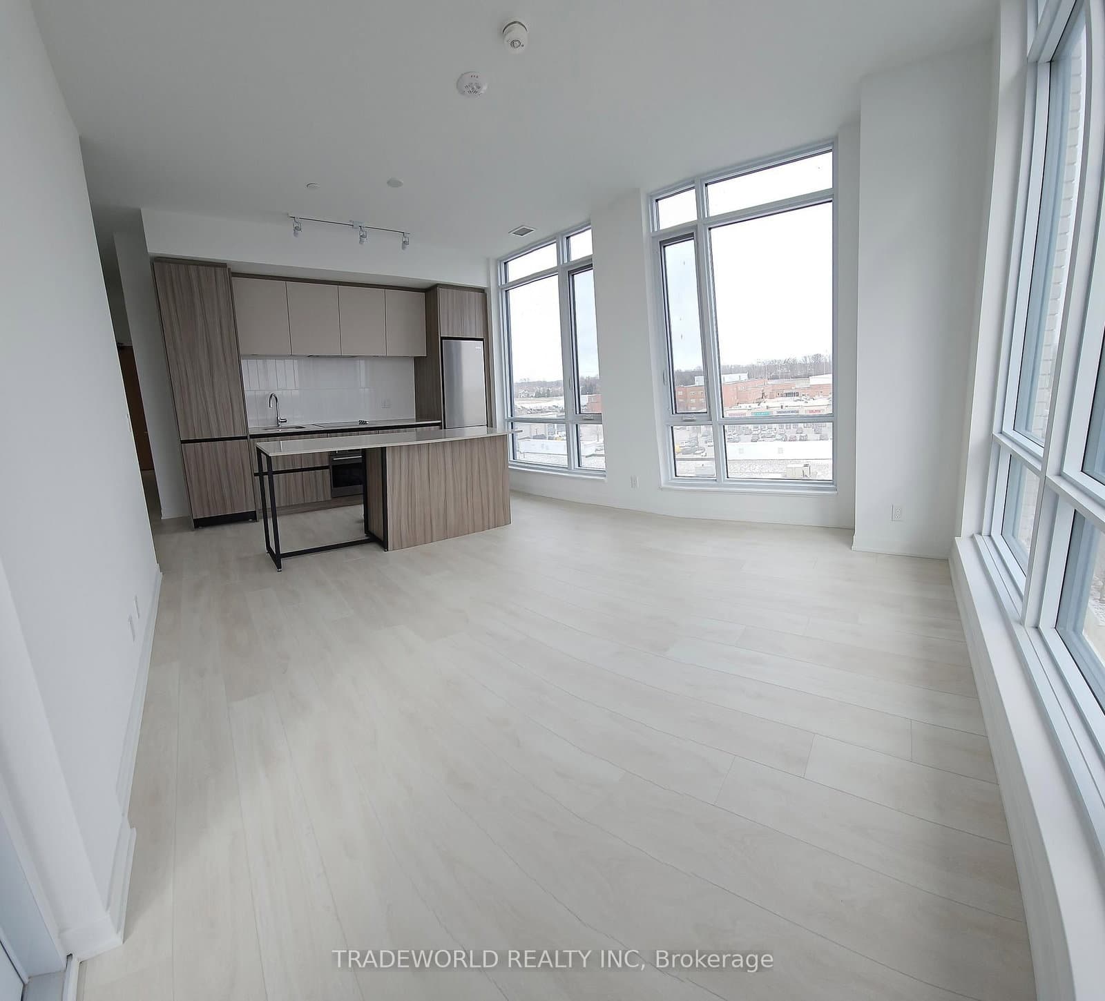 7950 Bathurst Street, Unit 604