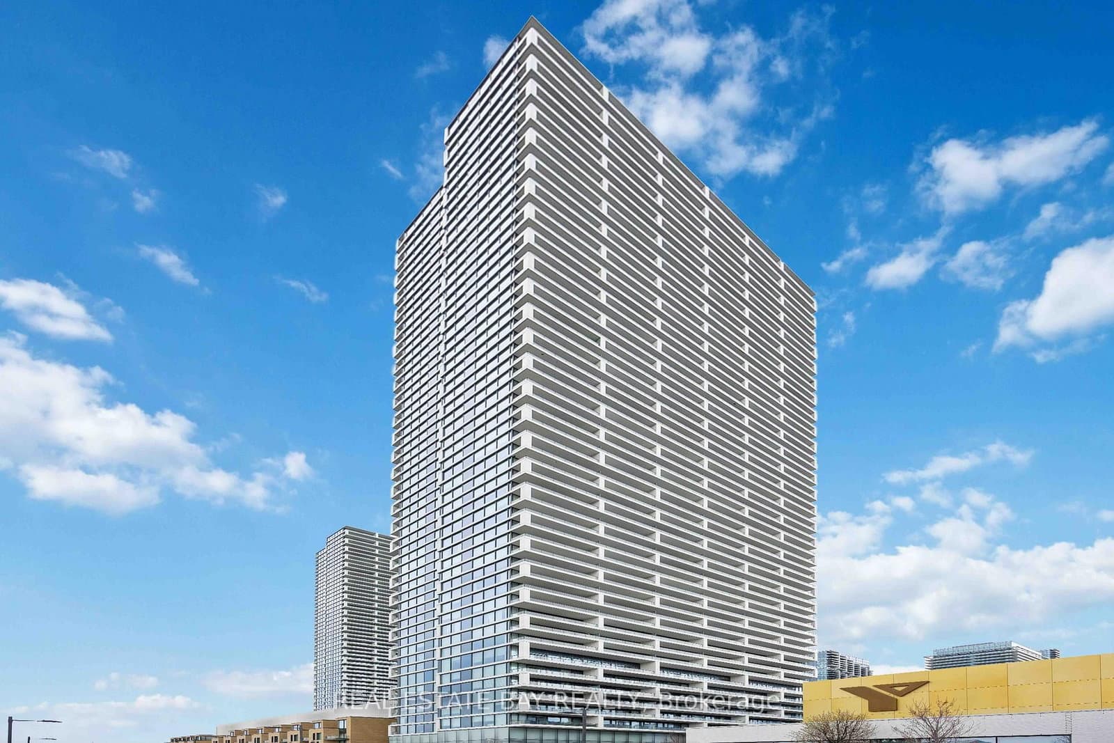 5 BUTTERMILL Avenue, Unit 5611