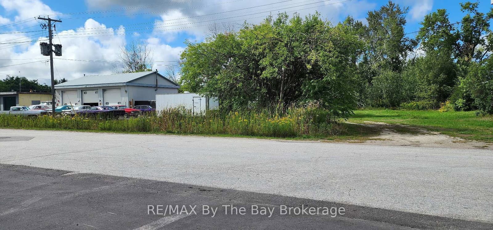 212 Beech Street thumbnail 4