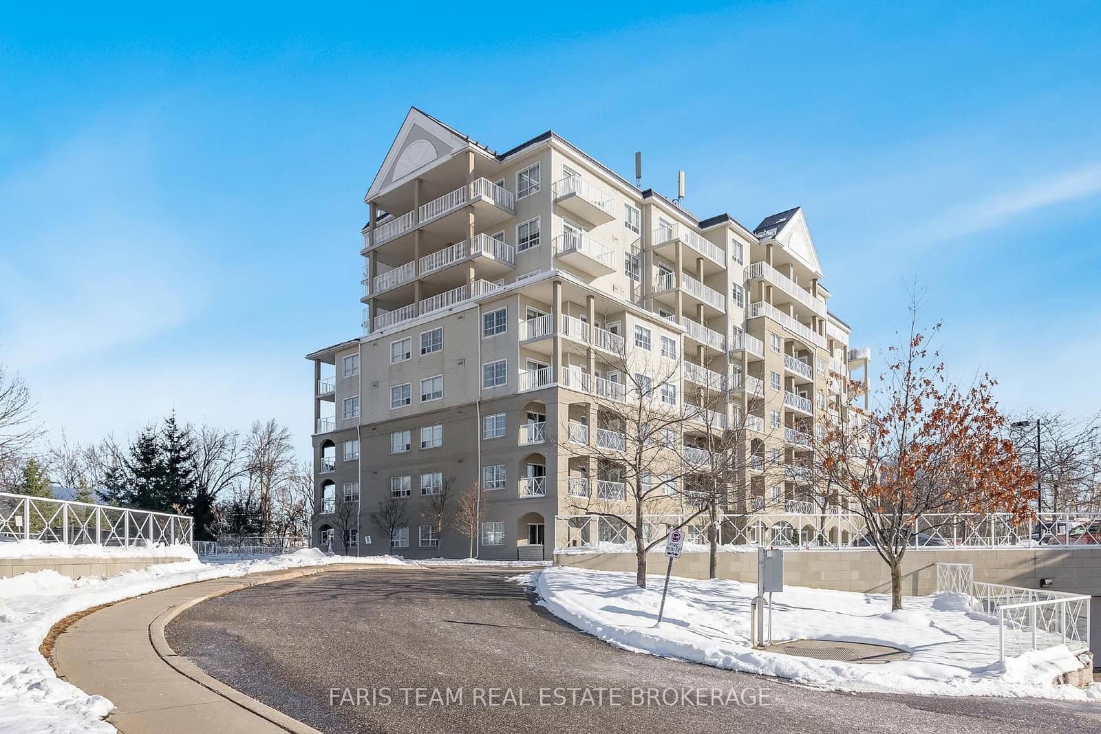 354 Atherley Road, Unit 214
