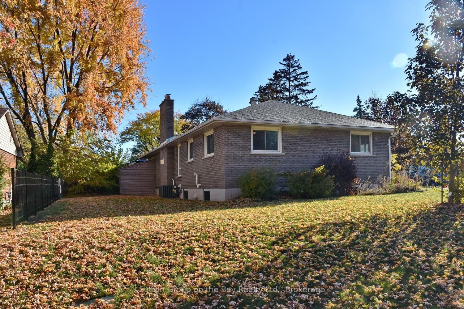 5 BROCK Crescent thumbnail 7