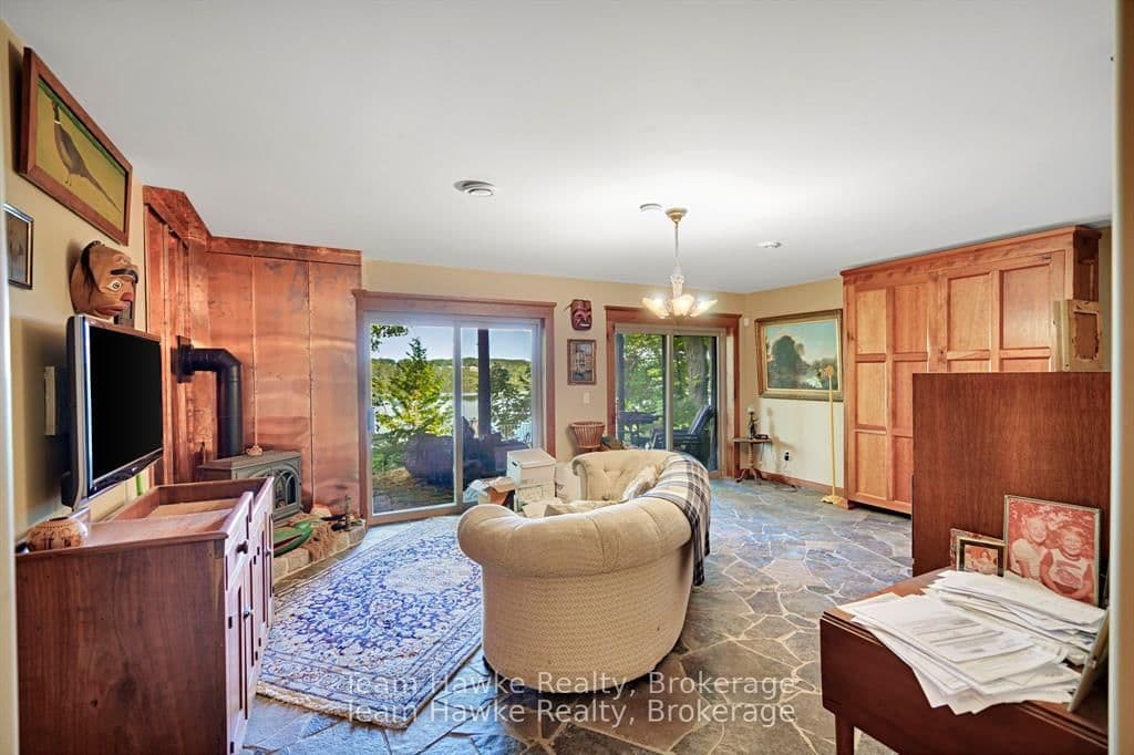 968 Sumac Lane thumbnail 32