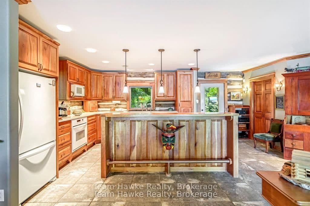 968 Sumac Lane thumbnail 8