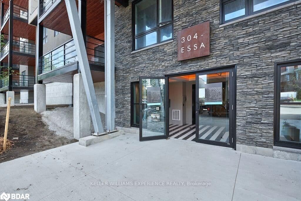 304 Essa Road, Unit 314