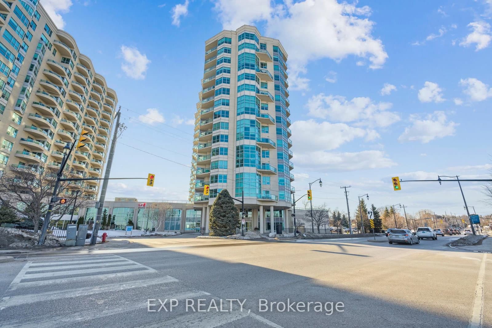 #604 - 6 Toronto Street