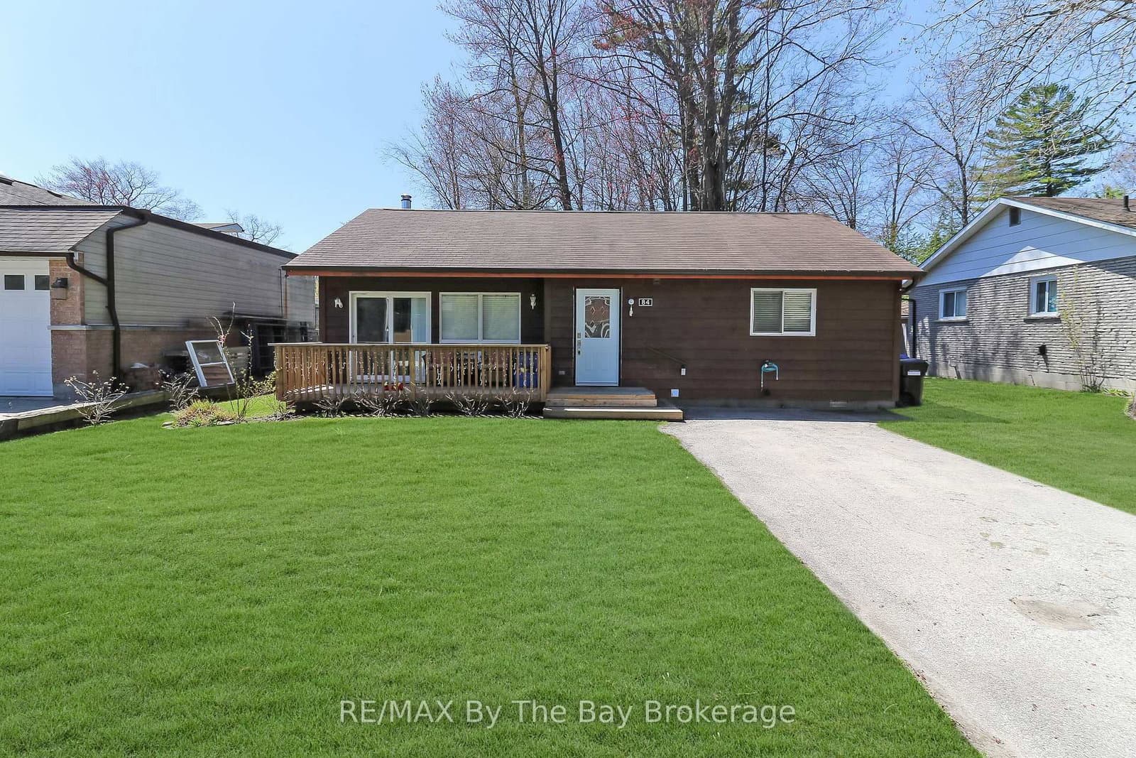 84 32nd Street N - Image 1