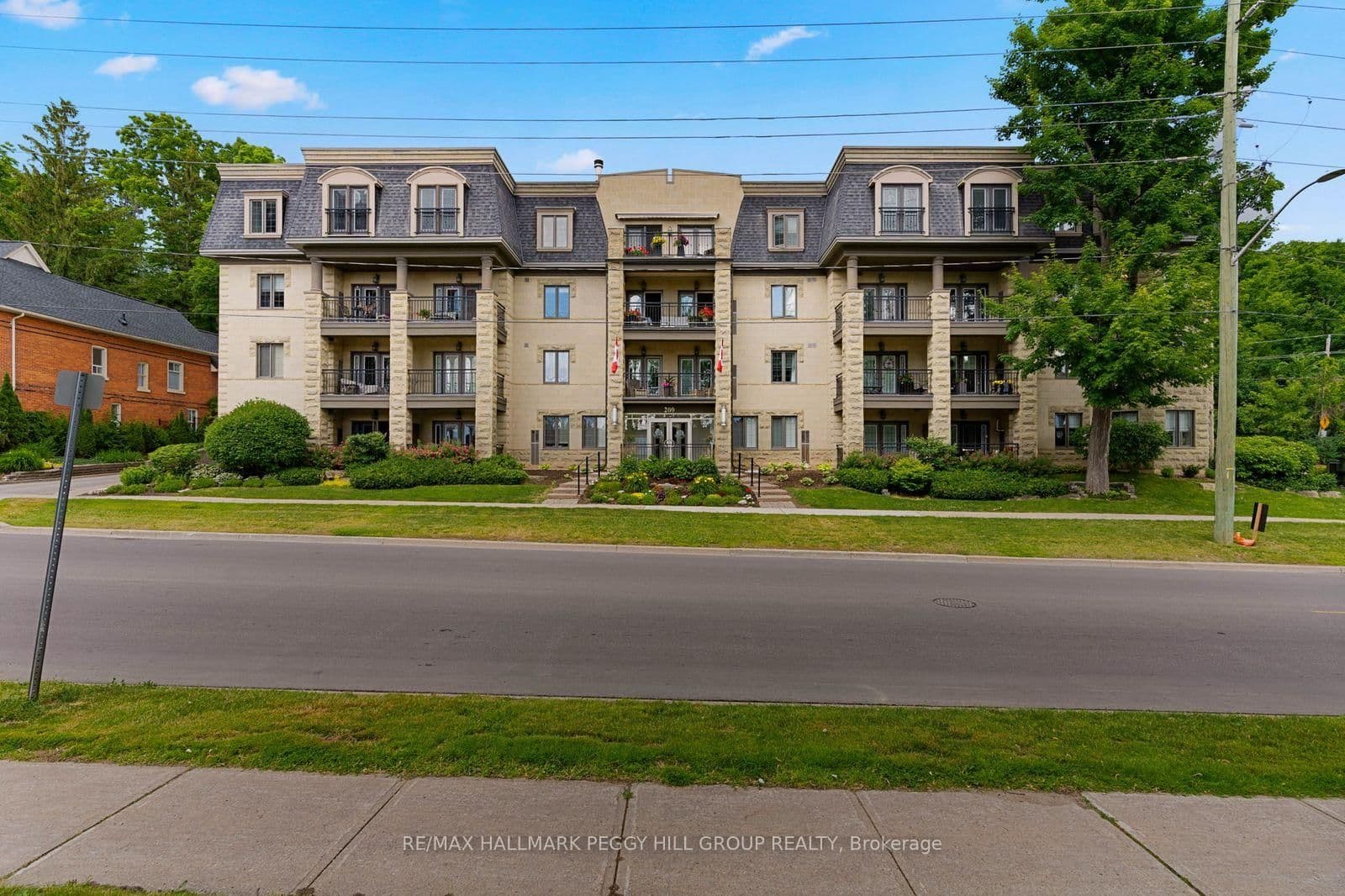 #104 - 200 Collier Street