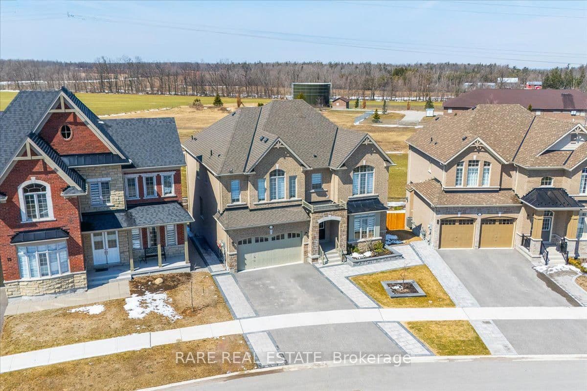 17 Sanford Circle thumbnail 2