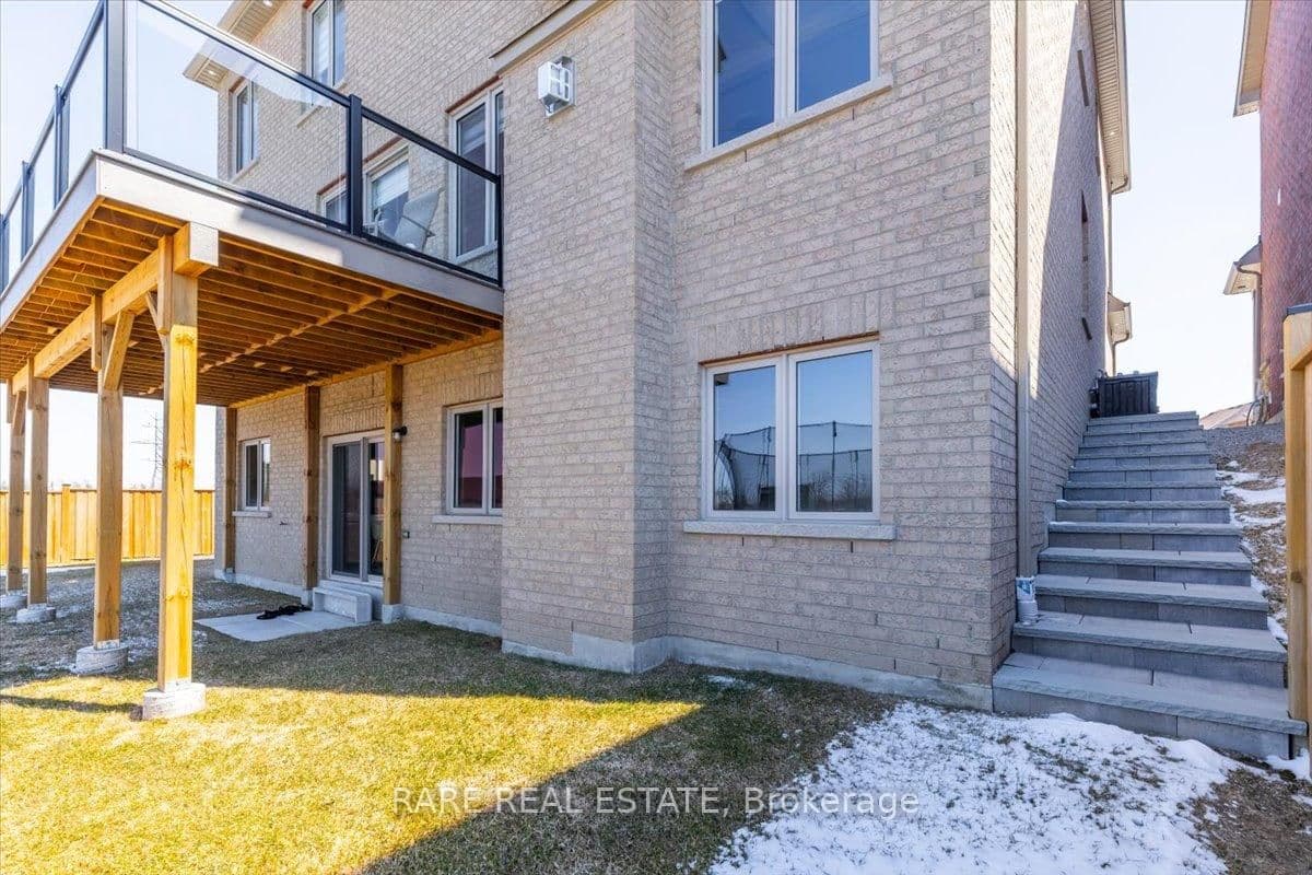 17 Sanford Circle thumbnail 25