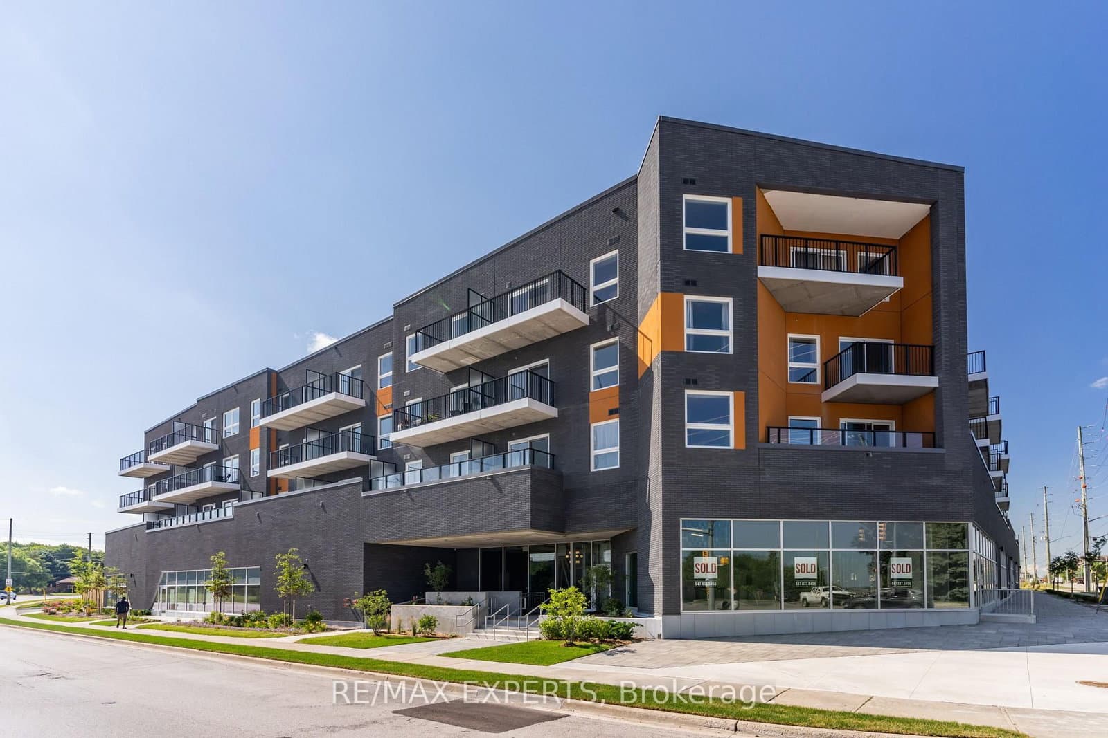 #424 - 430 Essa Road