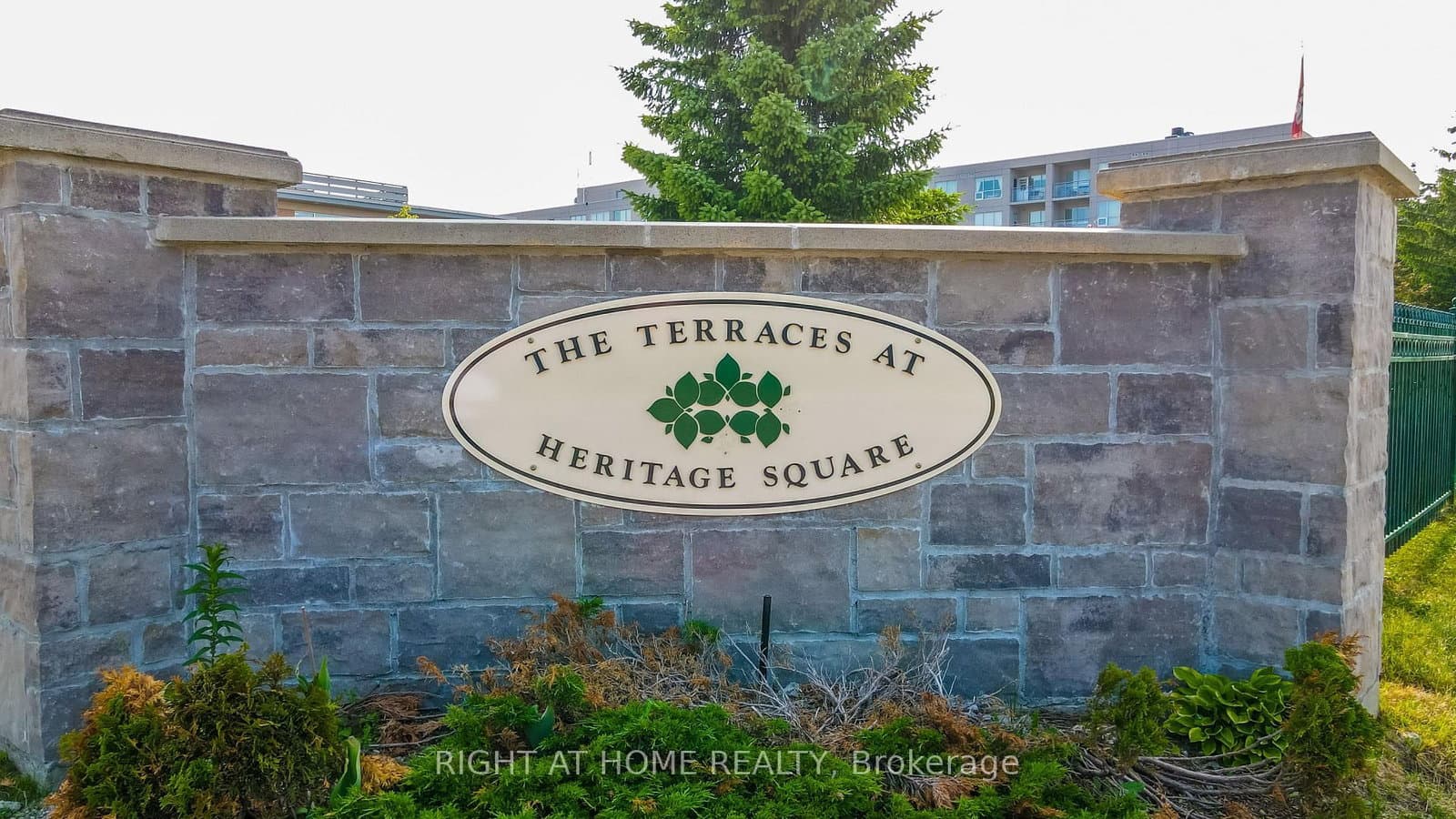 #410 - 90 Dean Avenue