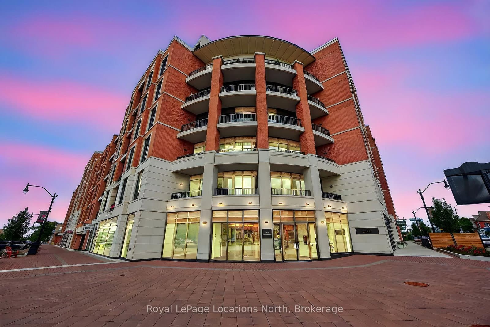 #308 - 1 Hume Street