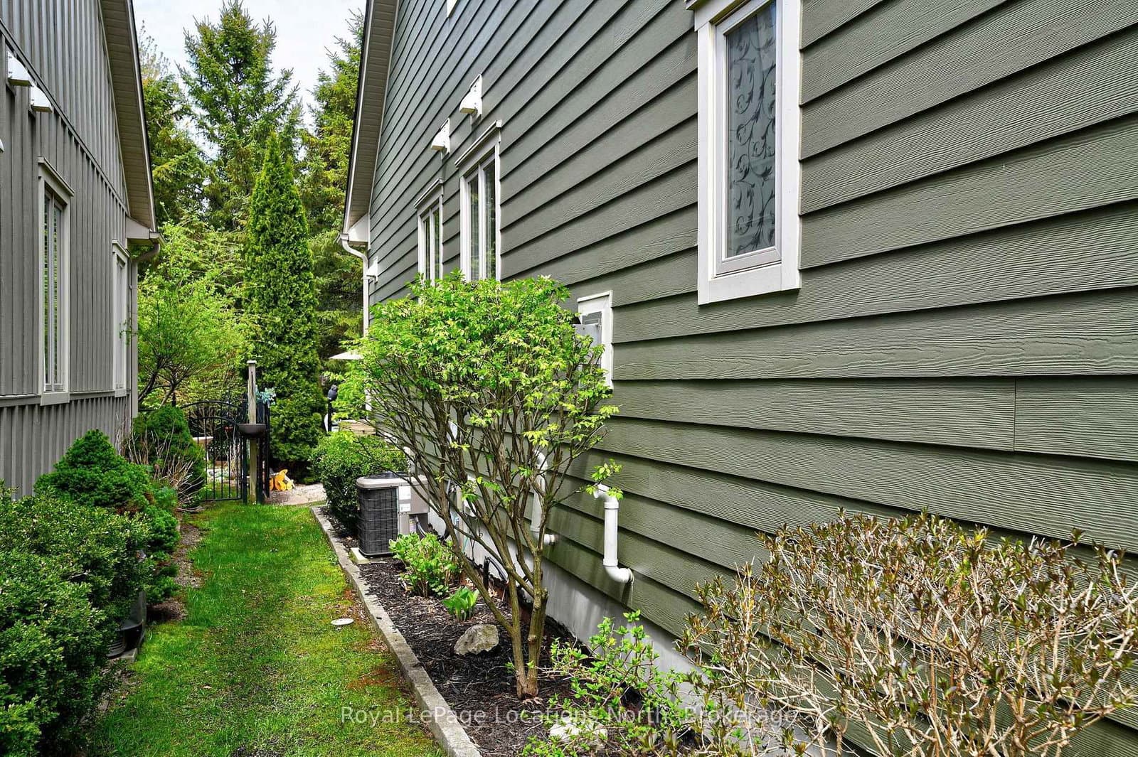 23 Covington Blue Crescent thumbnail 35