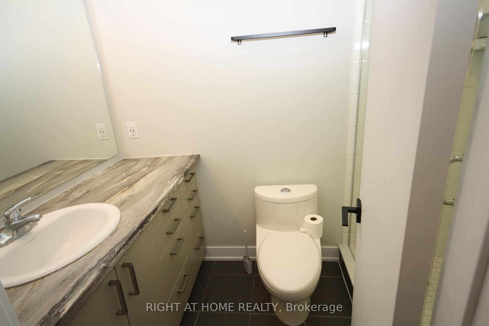 5 Chef Lane, Unit 108 thumbnail 18