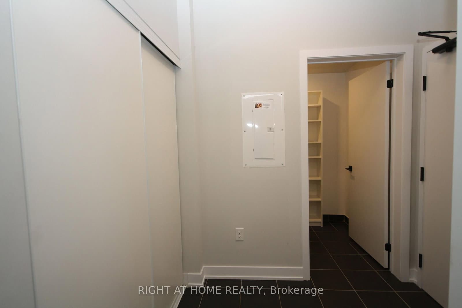 5 Chef Lane, Unit 108 thumbnail 5