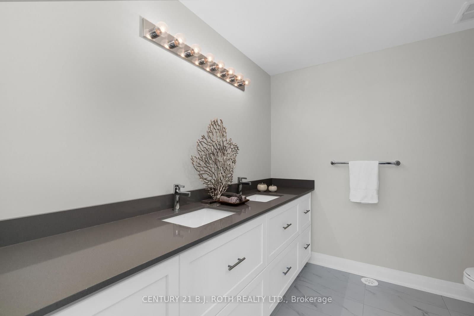 89 Lightfoot Drive thumbnail 34