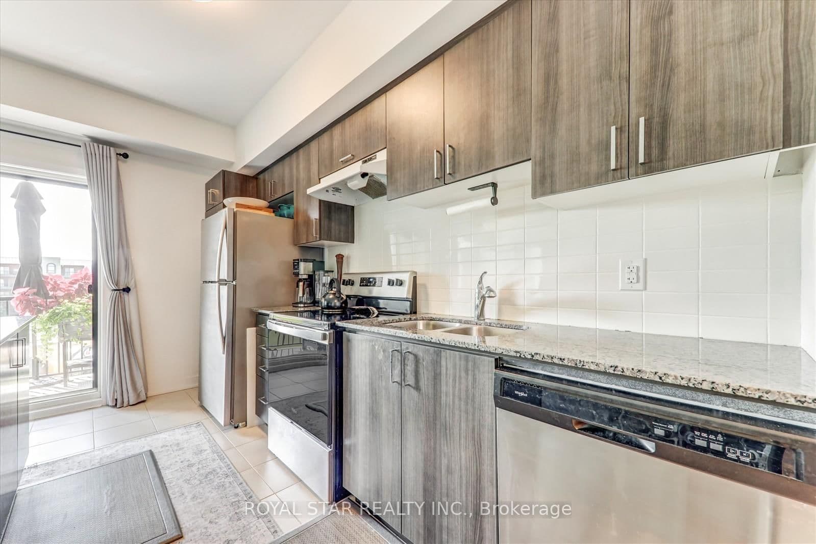 1 Chef Lane, Unit 401 thumbnail 10