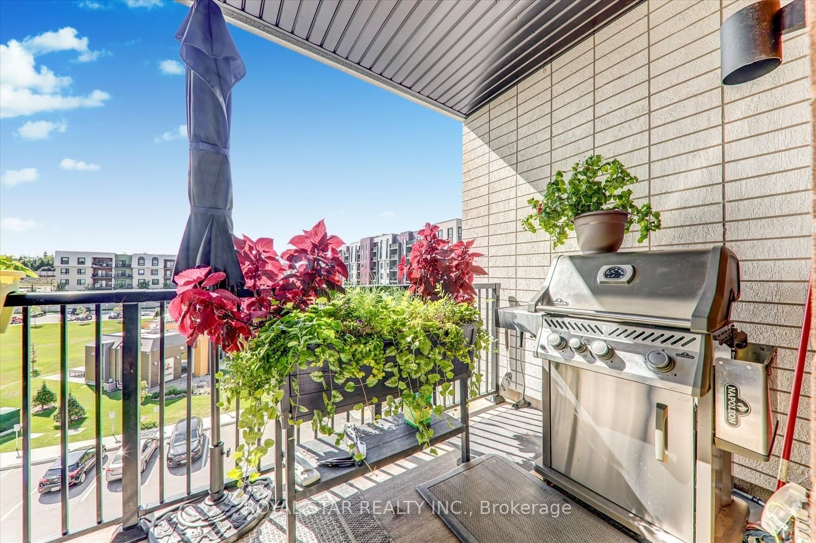 1 Chef Lane, Unit 401 thumbnail 14