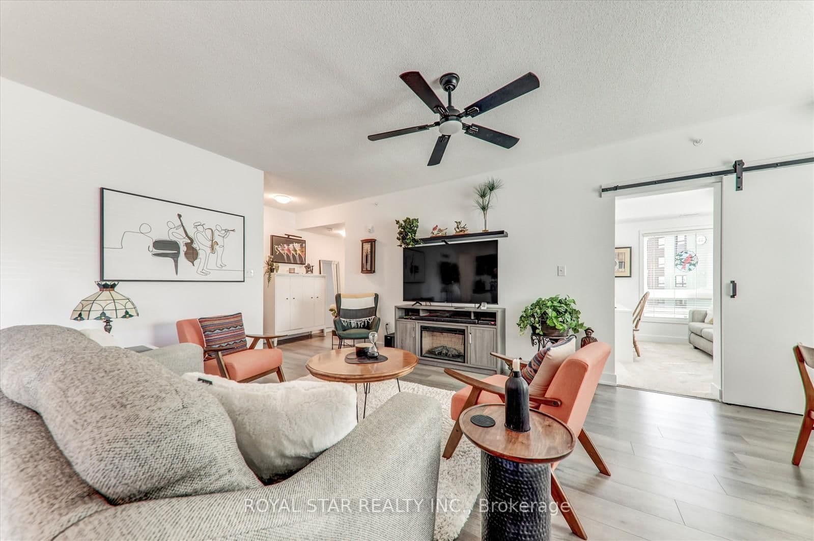 1 Chef Lane, Unit 401 thumbnail 17