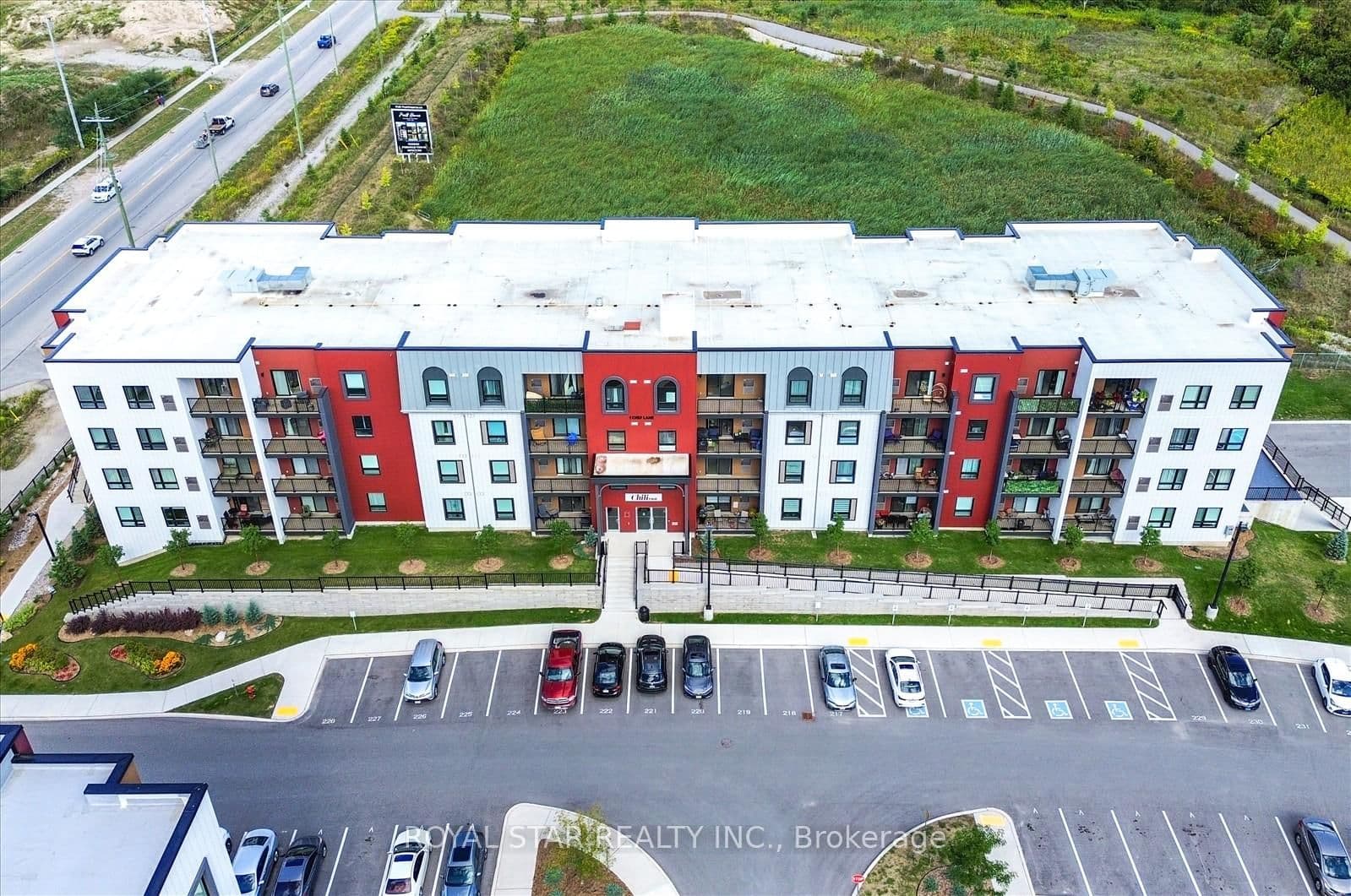 1 Chef Lane, Unit 401 thumbnail 4