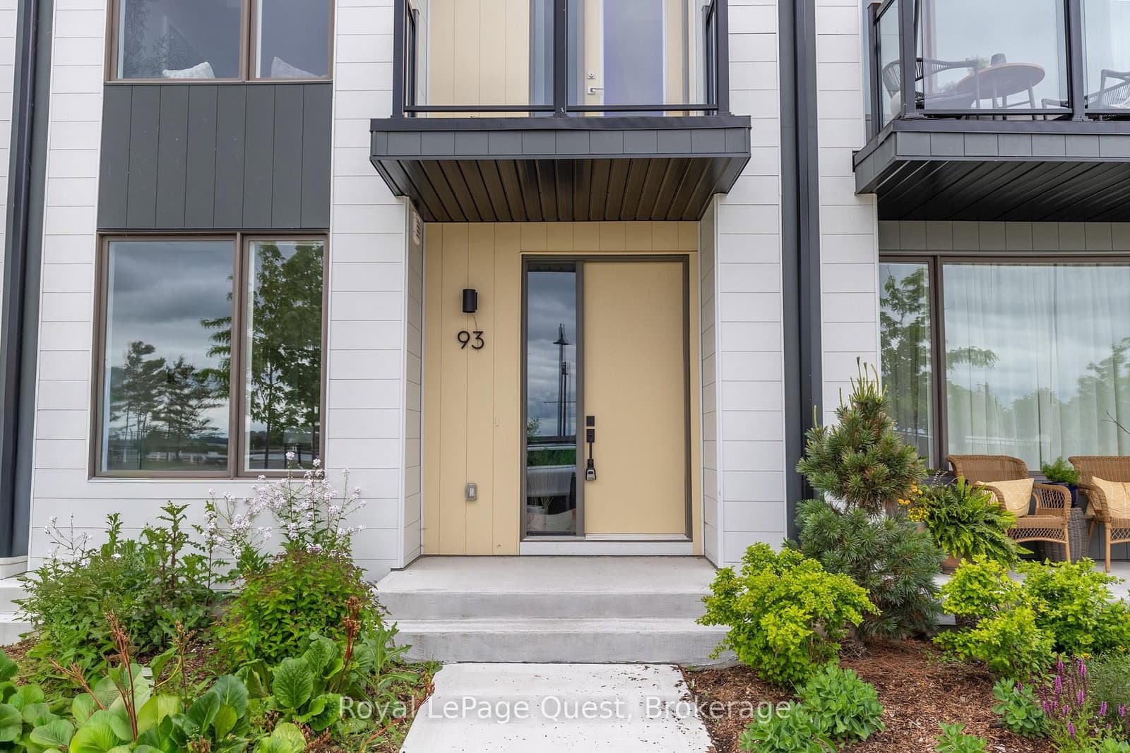 93 Lightfoot Drive thumbnail 4