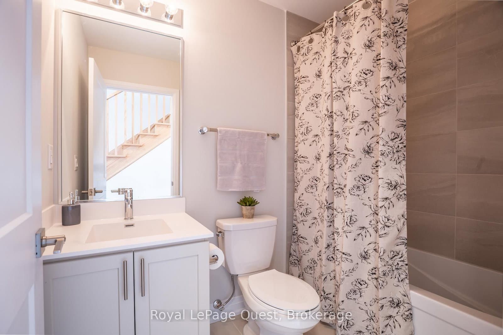 93 Lightfoot Drive thumbnail 9